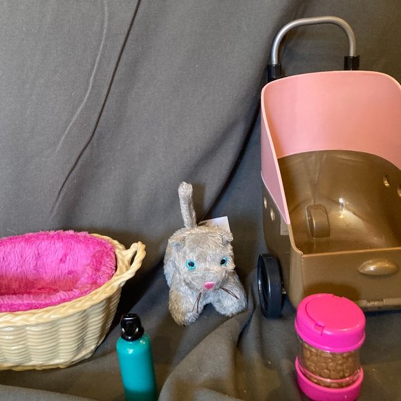 Our Generation Passenger Pets - Picture 3 of 3